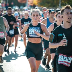 Morgan Connaghan eluna nyc marathon runner